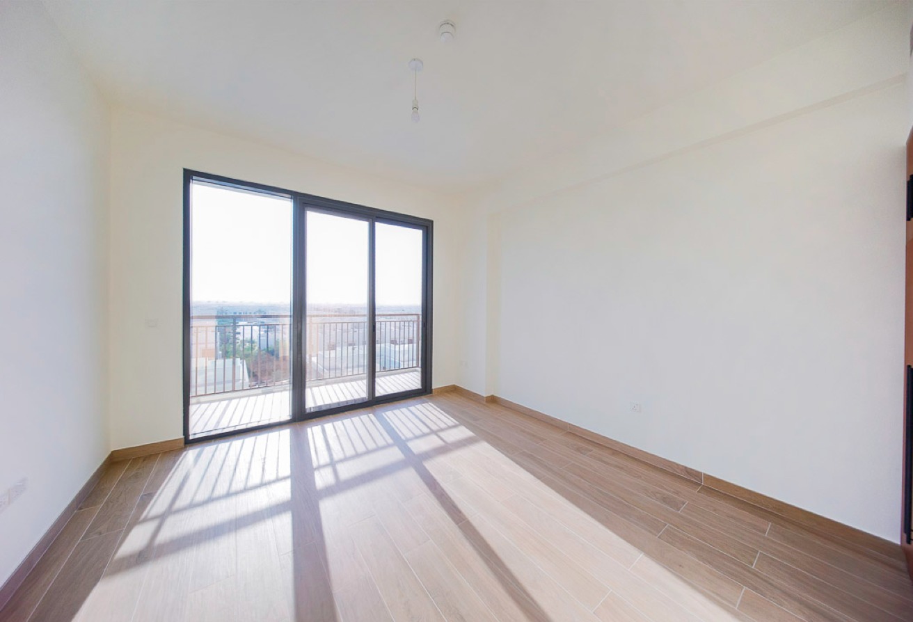 Studio apartment in Holland Gardens, Town Square: 11
