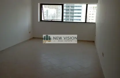 شقة - غرفة نوم - 1 حمام للايجار في برج المجاز - المجاز - الشارقة