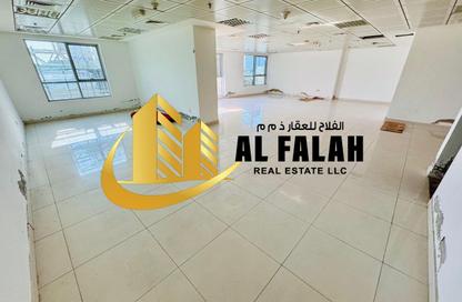 Office Space - 3 Bedrooms - 1 Bathroom for rent in Al Mamzar - Al Mamzar - Sharjah - Sharjah