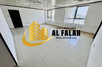 Office Space - 3 Bedrooms - 1 Bathroom for rent in Al Mamzar - Al Mamzar - Sharjah - Sharjah