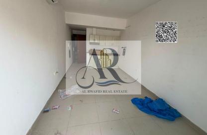 Apartment - Studio - 1 Bathroom for rent in Geepas Building 3 - Al Rashidiya 2 - Al Rashidiya - Ajman Apartment - Studio - 1 Bathroom for rent in Geepas Building 3 - Al Rashidiya 2 - Al Rashidiya - Ajman