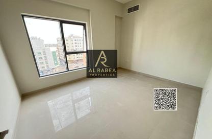 Apartment - 3 Bedrooms - 3 Bathrooms for rent in SRS Tower - Al Rashidiya 1 - Al Rashidiya - Ajman