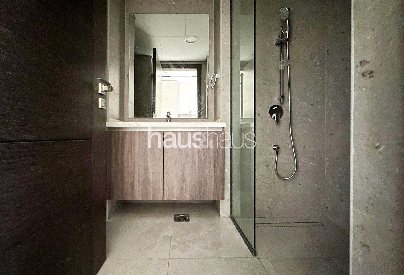 Best Price | Must See | Prime Location photo 5