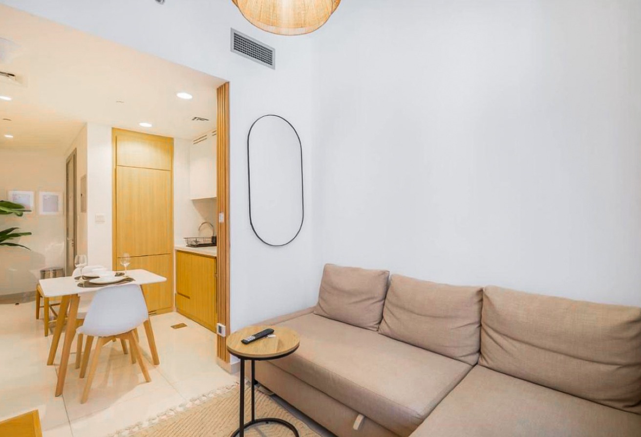 Multiple Cheques | Pool View | Prime Location