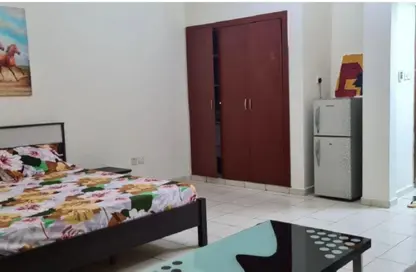 شقة للايجار في S09 - طراز أسباني - المدينة العالمية - دبي