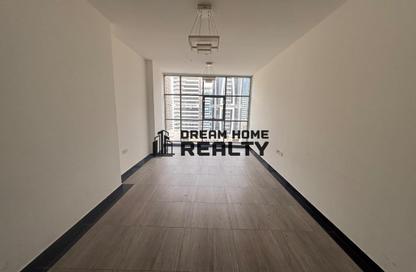 Apartment - 3 Bedrooms - 3 Bathrooms for rent in Al Rasheed Tower 5 - Al Taawun Street - Al Taawun - Sharjah