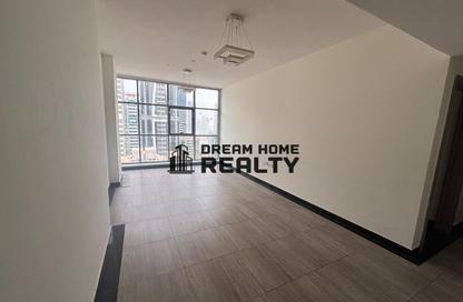 Apartment - 3 Bedrooms - 3 Bathrooms for rent in Al Rasheed Tower 5 - Al Taawun Street - Al Taawun - Sharjah