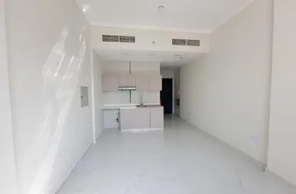 Apartment - Studio - 1 Bathroom for rent in Sarab 2 - Aljada - Sharjah
