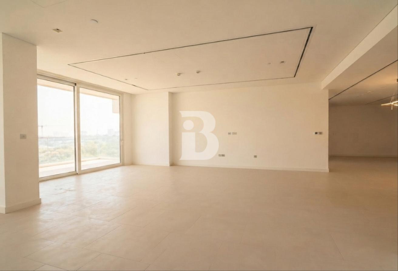 Super Spacious | Premium Layout | Prime Location photo 8