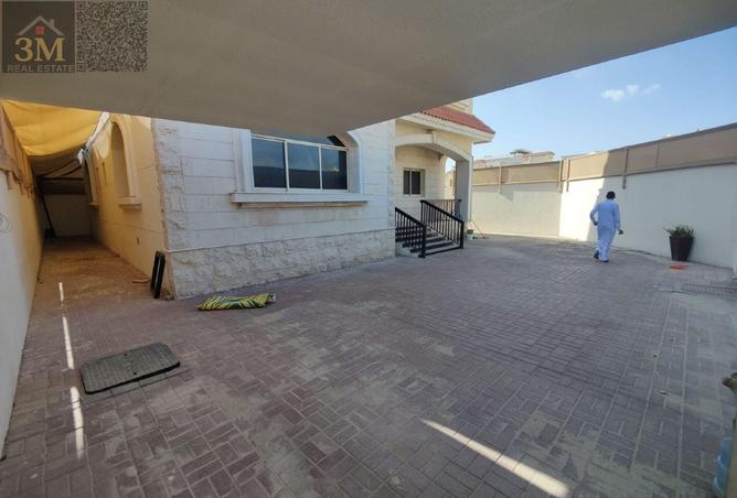 78201290 - Property Image 3