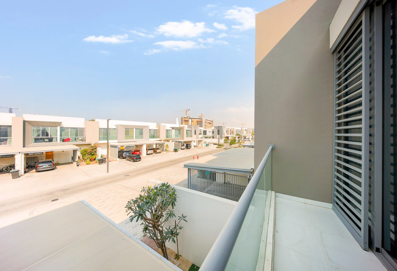 3 bedroom townhouse in Gardenia Townhomes, Wasl Gate: 29