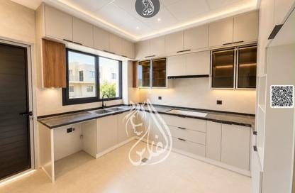 Villa - 4 - 6 for sale in Al Zaheya Gardens - Al Zahya - Ajman