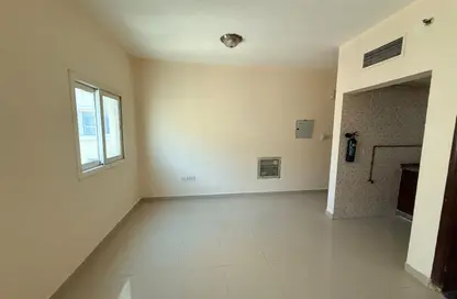 Apartment - Studio - 1 Bathroom for rent in Al Mujarrah - Al Sharq - Sharjah