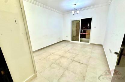 Apartment - 2 - 2 for rent in Muweileh Community - Muwaileh Commercial - Sharjah
