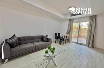 Villa - 2 Bedrooms - 3 Bathrooms for rent in Springs 8 - The Springs - Dubai