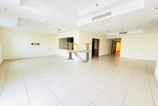 94021460 - Property Image 3