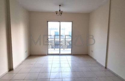 Apartment - 1 Bedroom - 2 Bathrooms for rent in Building IC1-EMR-12 - Emirates Cluster - International City - Dubai