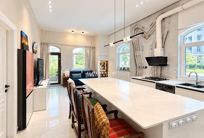 1BHK-STUDY | FULLY UPGRADED | GARDEN VIEW