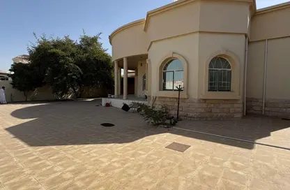 فيلا - 4 غرف نوم - 5 حمامات للايجار في الظيت الجنوبي - الظيت - رأس الخيمة فيلا - 4 غرف نوم - 5 حمامات للايجار في الظيت الجنوبي - الظيت - رأس الخيمة