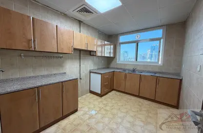 Apartment - 2 Bedrooms - 2 Bathrooms for rent in Al Hafeet Tower 7 - Al Nahda - Sharjah