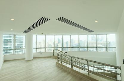 Duplex - 4 Bedrooms - 3 Bathrooms for rent in Horizon Tower - Dubai Marina - Dubai
