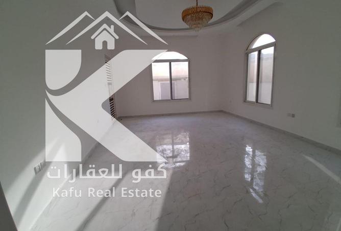 87872317 - Property Image 2