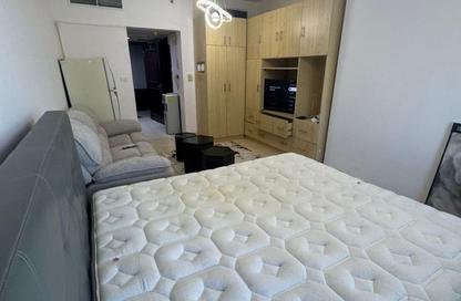 Apartment - Studio - 1 Bathroom for rent in Al Khan Corniche - Al Khan - Sharjah