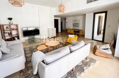 Apartment - 2 Bedrooms - 3 Bathrooms for rent in Bahar 1 - Bahar - Jumeirah Beach Residence - Dubai