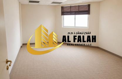 Business Centre - Studio - 2 Bathrooms for rent in Rolla Square - Rolla Area - Sharjah