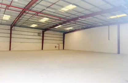 Warehouse - Studio for sale in Phase 2 - Dubai Investment Park (DIP) - Dubai