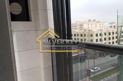 Apartment - 2 Bedrooms - 3 Bathrooms for rent in Al Qulaya'ah - Al Sharq - Sharjah