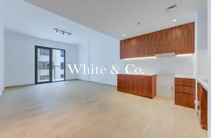 Apartment - 1 Bedroom - 1 Bathroom for sale in La Rive Building 4 - La Rive - Port de La Mer - La Mer - Jumeirah - Dubai