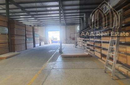Warehouse - Studio - 5 Bathrooms for rent in Al Hayl - Fujairah Warehouse - Studio - 5 Bathrooms for rent in Al Hayl - Fujairah