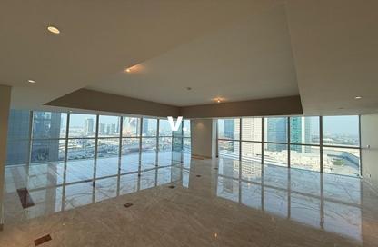 Apartment - 2 Bedrooms - 3 Bathrooms for rent in Sama Tower - Sheikh Zayed Road - Dubai