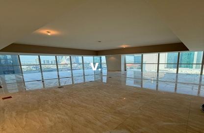 Apartment - 2 Bedrooms - 3 Bathrooms for rent in Sama Tower - Sheikh Zayed Road - Dubai