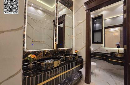 Villa - 5 Bedrooms - 7 Bathrooms for sale in Al Helio 2 - Al Helio - Ajman