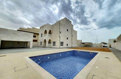 Villa - 6 Bedrooms - 7+ Bathrooms for rent in Nad Al Sheba 4 - Nad Al Sheba - Dubai