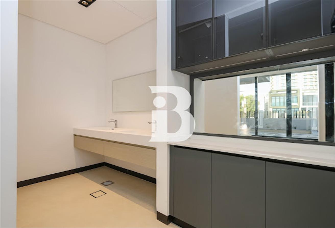 Brand new| Premium finishes | Backing Park photo 19