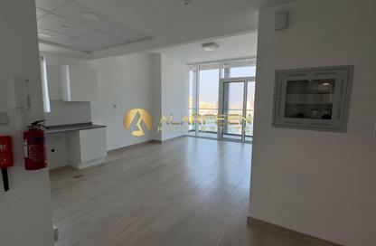 Apartment - 1 - 2 for rent in Bloom Towers C - Bloom Towers - District 10 - Jumeirah Village Circle - Dubai Apartment - 1 - 2 for rent in Bloom Towers C - Bloom Towers - District 10 - Jumeirah Village Circle - Dubai
