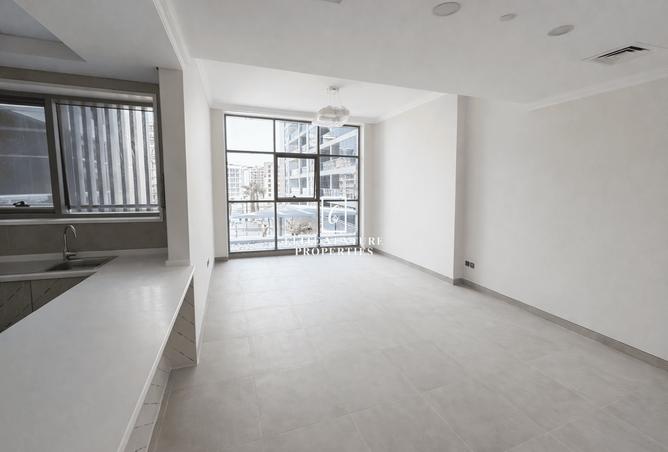 MODERN 1-BHK | SPACIOUS | PRIME LOCATION photo 2
