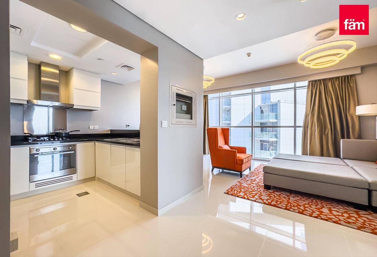 1 Bedroom | Corner Unit | Golf and Sunset View photo 4