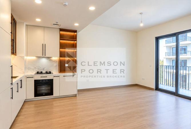 Spacious 1BR | Fully Fitted Kitchen | Laundry Room photo 3