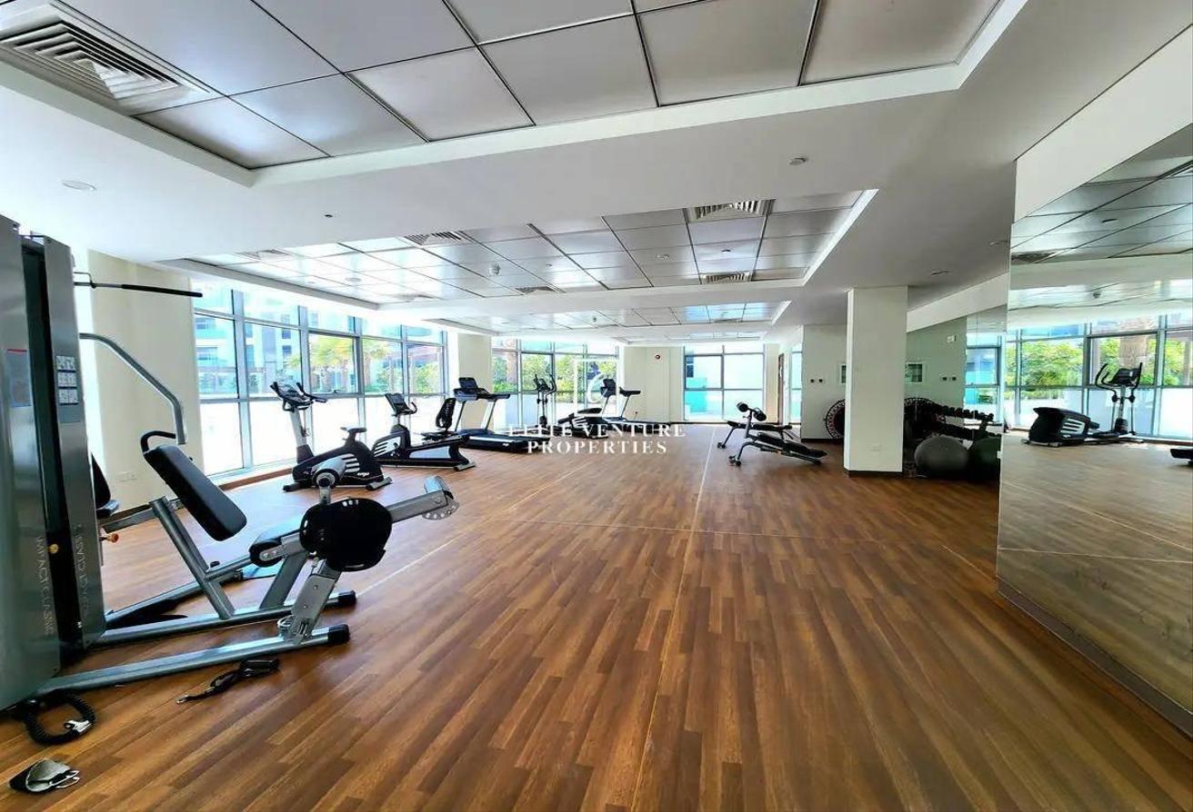 POOL VIEW | MODERN 1-BHK | SPACIOUS | PRIME LOCATI photo 17