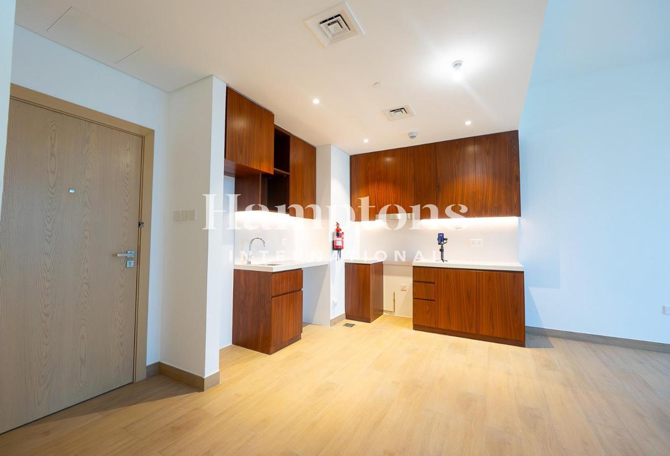 Ground Floor | Amazing Views | Unfurnished photo 6