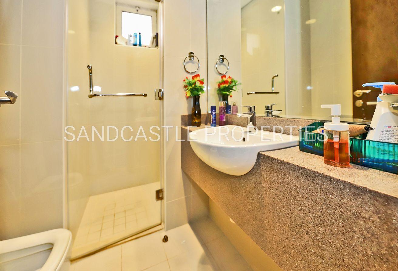 Exclusive | 4 BR | Fully Furnished and Upgraded photo 10