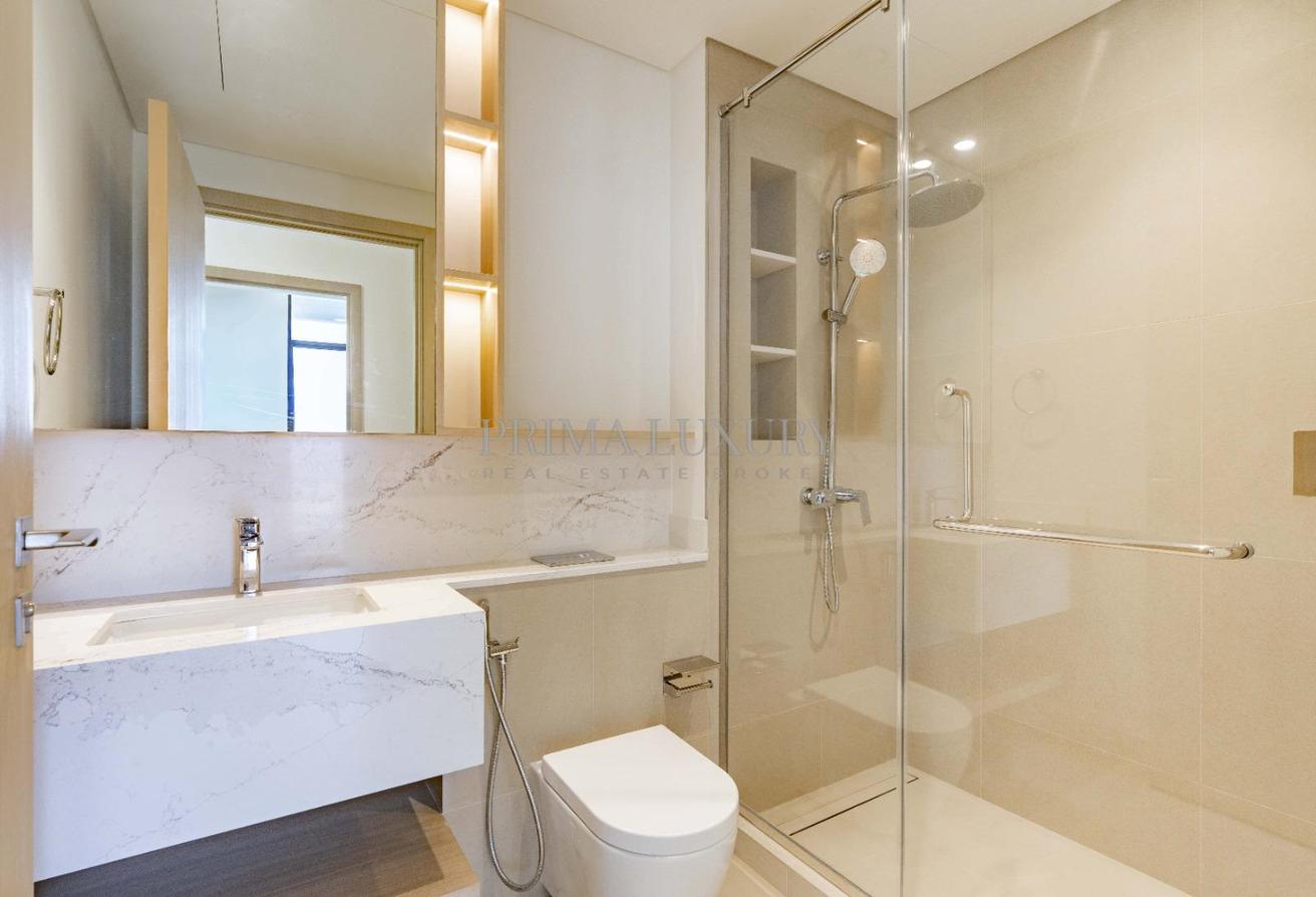 Brand New | Unfurnished | High Floor photo 9