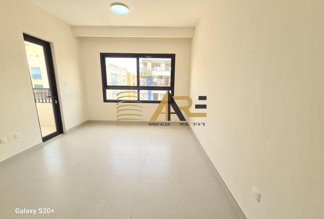144635940 - Property Image 2