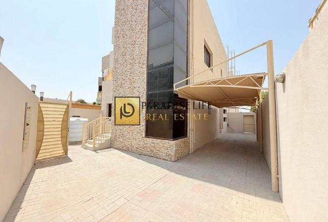 141010844 - Property Image 3
