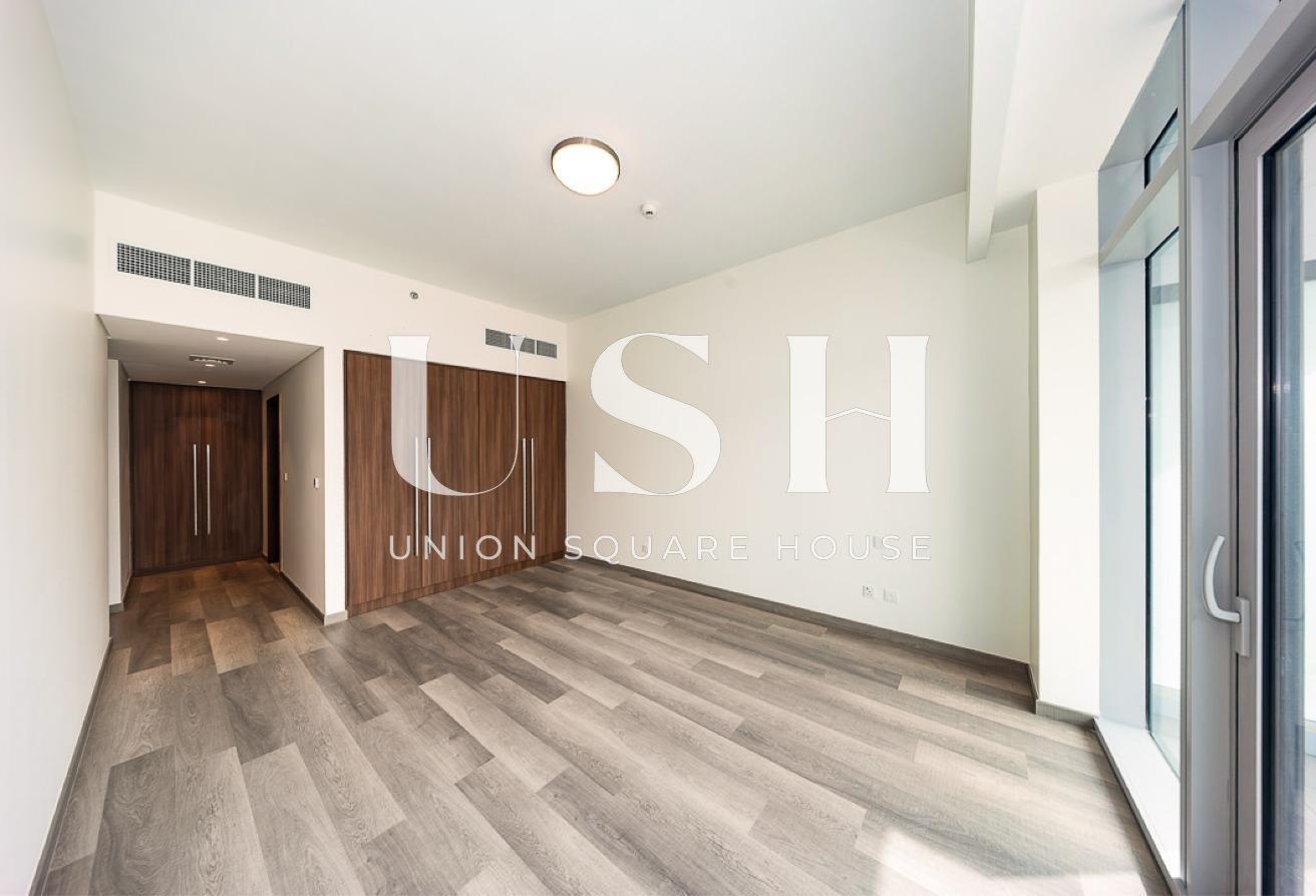 3BR | Luxury Living | Spacious & Bright photo 19
