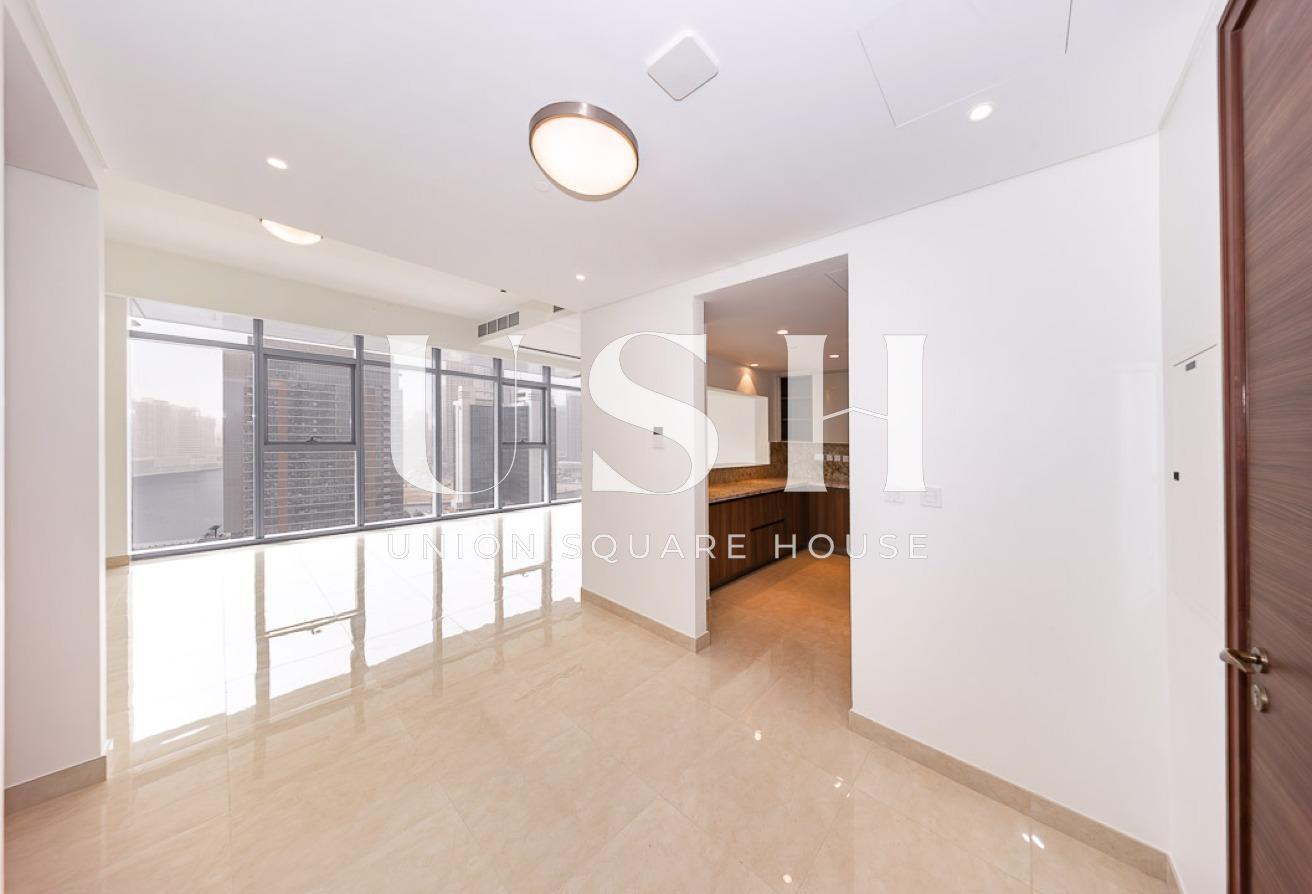 3BR | Luxury Living | Spacious & Bright photo 11